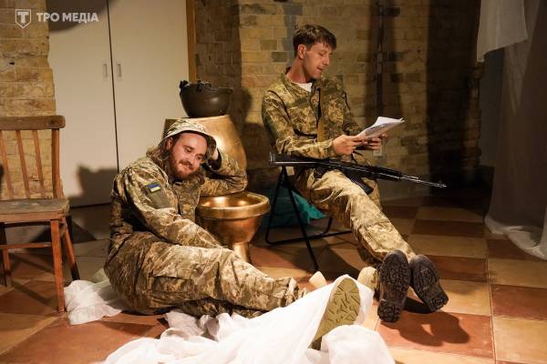 Театральне мистецтво ветеранів – реальність, задокументована одразу після подій 15 Театральне мистецтво ветеранів – реальність, задокументована одразу після подій 15