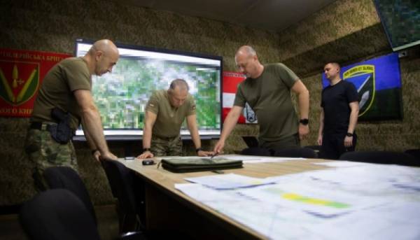 Головна 21 Сили оборони здійснюють контрдиверсійні заходи в Костянтинівці, де зібралося близько 145 окупантів, повідомив Сирський.