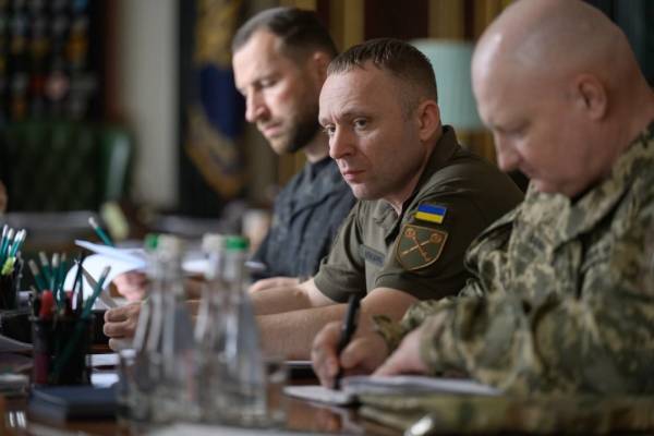 Зеленський схвалив план дальньої дії та список найважливіших об'єктів 6 Зеленський схвалив план дальньої дії та список найважливіших об'єктів 6