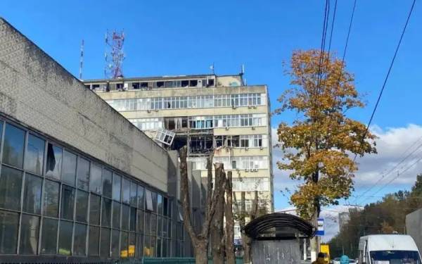 Розколоти невразливу голку 18 Розколоти невразливу голку 18