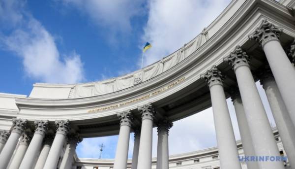 МЗС спростувало заяви екс-посла Ніжинського як неправдиві та звернулося до відповідних органів.