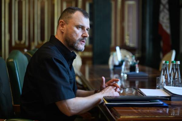 Зеленський і Клименко провели переговори щодо розширення повноважень РНБО 4