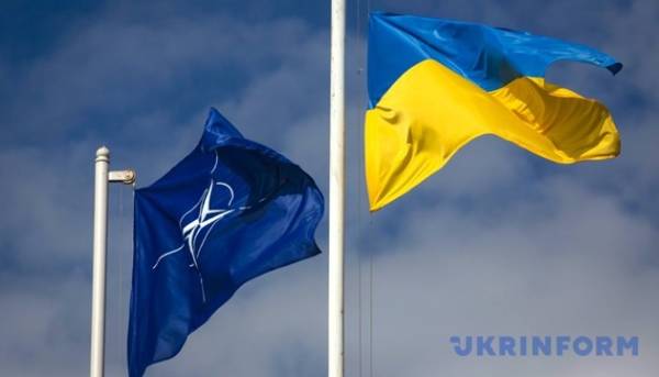 На зустрічі НАТО у вересні обговорять допомогу Україні