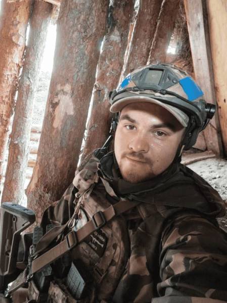 На згадку про бійця спецпідрозділу Андрія Нашору (позивний «Канада») 12 На згадку про бійця спецпідрозділу Андрія Нашору (позивний «Канада») 12