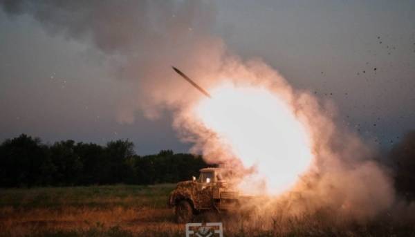 На передовій зафіксовано 185 бойових зіткнень, найактивніші ворожі наступи спостерігаються на Костянтинівській ділянці