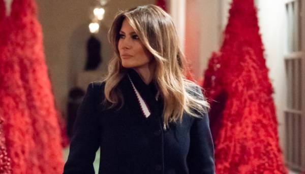 Головна 36 Меланія Трамп посприяла возз’єднанню ще однієї дитини з її сім’єю