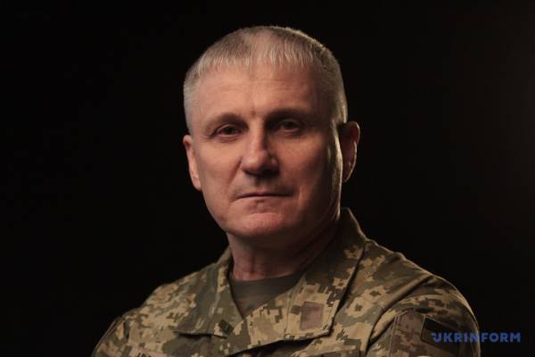 Перемога має обличчя: Укрінформ презентує видання про українських воєначальників 18 Перемога має обличчя: Укрінформ презентує видання про українських воєначальників 18