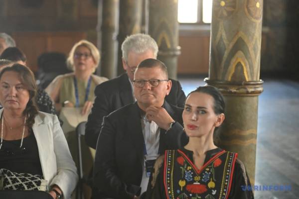 Як зробити з Києво-Печерської лаври український Ватикан 19 Як зробити з Києво-Печерської лаври український Ватикан 19