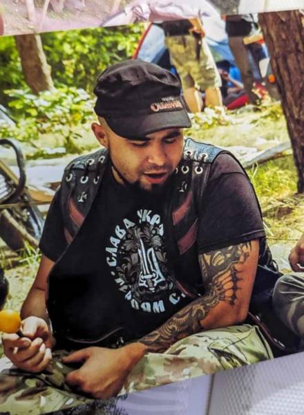На згадку про старшого сержанта, навідника Романа Довгалюка (позивний «Бурий») 20 На згадку про старшого сержанта, навідника Романа Довгалюка (позивний «Бурий») 20