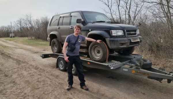 Під час поїздки до Києва помер нідерландський доброволець, який надавав допомогу Україні.