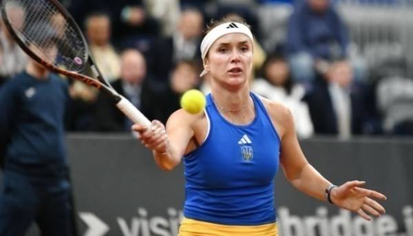 Еліна Світоліна зазнала поразки від Еліс Мертенс на змаганнях WTA 500, що відбуваються у Сполучених Штатах.