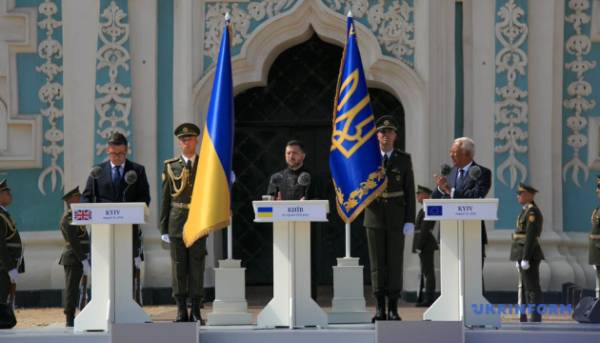На Софійській площі в Києві пройшли святкові заходи з нагоди Дня Незалежності