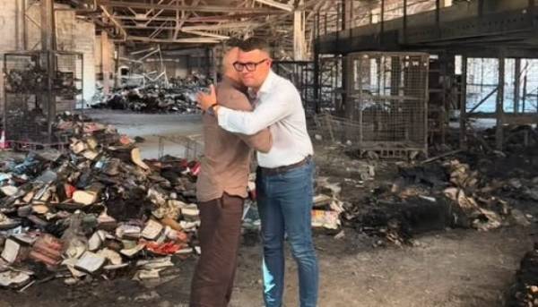 Керівник Міністерства культури Литви відвідав спалений Росією склад книг у Харкові
