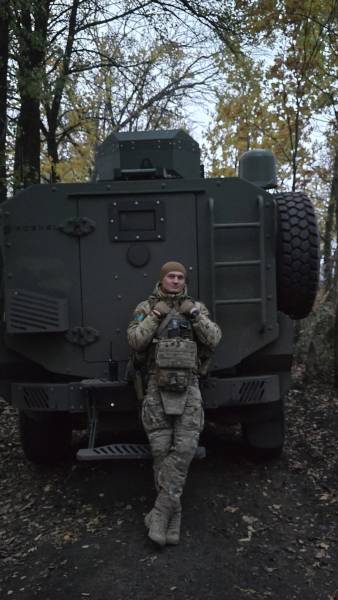 На згадку про молодшого лейтенанта, пластуна Андрія Марківа (позивний «Маркіз») 9 На згадку про молодшого лейтенанта, пластуна Андрія Марківа (позивний «Маркіз») 9