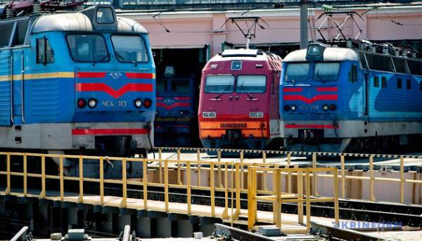 Головна 35 Державна залізнична компанія України надала вільний доступ до платних залів…