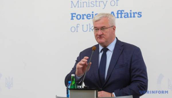 Росія намагається дестабілізувати Європу, використовуючи міграційну кризу в Іспанії, — Сибіга