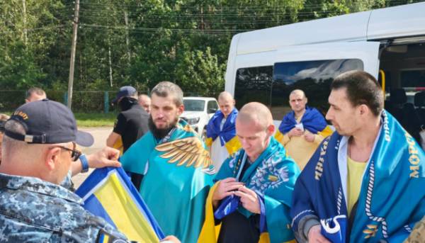 СБУ оприлюднила унікальні відеозаписи з недавнього обміну військовополоненими 1 СБУ оприлюднила унікальні відеозаписи з недавнього обміну військовополоненими 1
