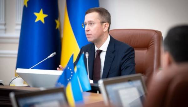 Koretskyi inițiase restabilirea Comisiei interguvernamentale ucraineano-moldovene pentru cooperare comercial-economică.