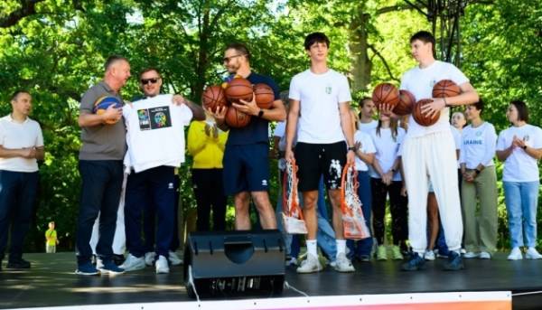 ФБУ та “Київ-Баскет” взяли участь у заході DoLikeOlympians.