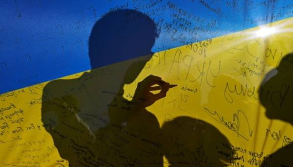 Кому з політиків найбільше довіряють українці