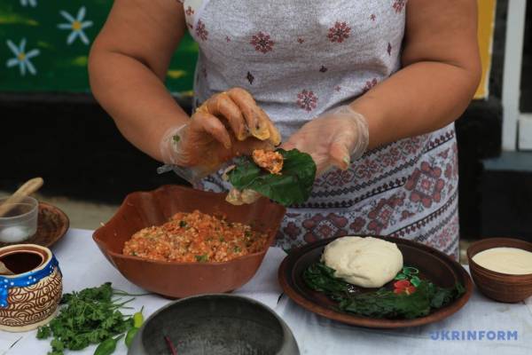 «Ух!» і голубці: як на півночі Одещини бережуть старовинні кулінарні звичаї 33 «Ух!» і голубці: як на півночі Одещини бережуть старовинні кулінарні звичаї 33