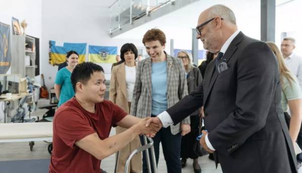 Глава Естонії побував у реабілітаційному центрі в Київській області 7 Глава Естонії побував у реабілітаційному центрі в Київській області 7