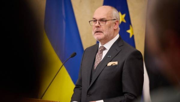 Естонія докладає максимум зусиль для прискорення постачання ракет-перехоплювачів Україні, заявив президент Каріс. 3
