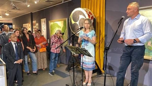 Виставка «З краси Японії» презентована в Музеї історії Києва 10 Виставка «З краси Японії» презентована в Музеї історії Києва 10