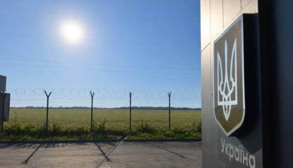 Відновлено функціонування пункту пропуску на молдовському кордоні, який постраждав від російських обстрілів 16 Відновлено функціонування пункту пропуску на молдовському кордоні, який постраждав від російських обстрілів 16