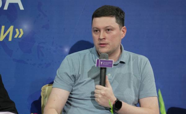 Майже 22 мільярди гривень українці задекларували як іноземні доходи, отримані минулого року. 4 Майже 22 мільярди гривень українці задекларували як іноземні доходи, отримані минулого року. 4