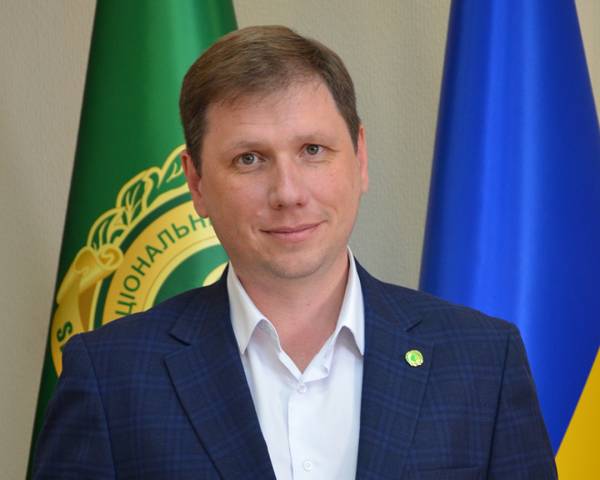 Вітаємо Олександра Кухтенка, ректора НФаУ, з народженням!