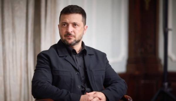 Зеленський провів засідання РНБО про плани стійкості, відзначивши відставання міст і регіонів.