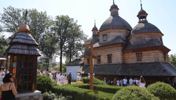 Реставрована церква-пам’ятка ЮНЕСКО запрацювала у Жовкві