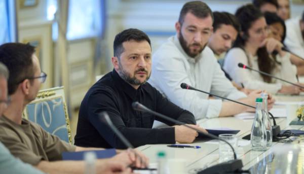 Зеленський різко засудив ідею проведення виборів під час війни 15