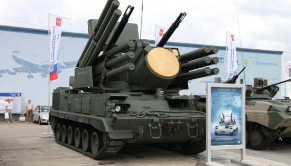 Українські розвідники з “Маґури” в Криму успішно вразили російський зенітно-ракетний комплекс “Панцирь-С1” та військовий кран.