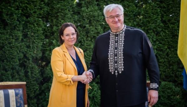 Голова МЗС Швеції приїхала до столиці України