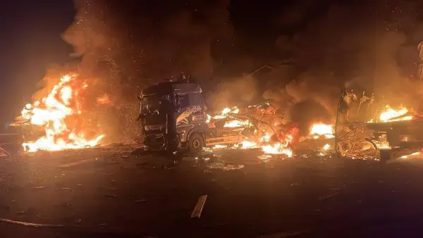 Удари по логістиці рітейлу, підпал заводу Skyeton та новий власник Vector. Підсумки 28 серпня 15 Удари по логістиці рітейлу, підпал заводу Skyeton та новий власник Vector. Підсумки 28 серпня 15