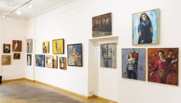 У Києві презентували вернісаж робіт Єгора Толкунова «Херсон, який неможливо вкрасти»