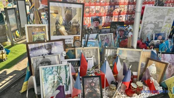 Київські заходи пам'яті загиблих чехів в Україні 8 Київські заходи пам'яті загиблих чехів в Україні 8