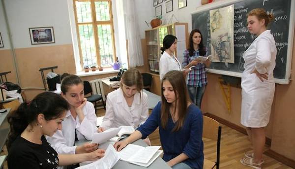 Міністерство освіти і науки України повідомляє, що майже три чверті абітурієнтів вже зробили свій вибір щодо місця навчання.