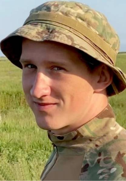 На згадку про захисника "Азову" Євгенія Логінова (позивний «Мальдер») 11