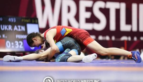 Українська команда стартує на молодіжному Чемпіонаті світу з боротьби 2026