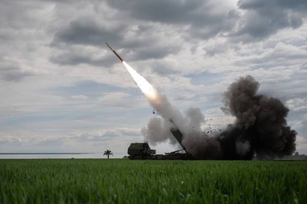 Точність влучання РСЗВ HIMARS у цілі близька до 90% – артилерист «Крафт» 12