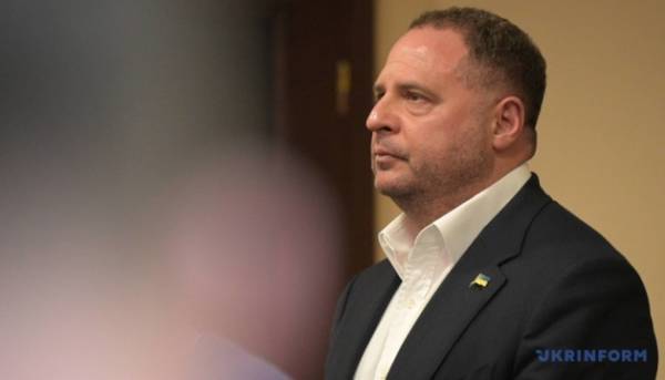 Вищий антикорупційний суд змінив запобіжний захід для Єрмака.