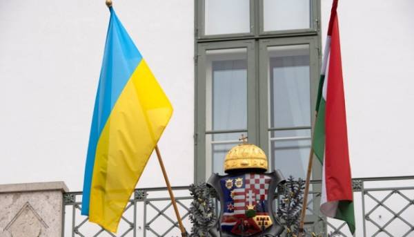 Зеленський привітав угорський народ зі святом