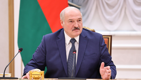 Генеральна прокуратура України одержала запит від Офісу Президента стосовно потенційного порушення кримінального провадження проти Лукашенка.