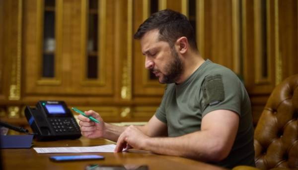 Президент офіційно запровадив День військ зв'язку та кібербезпеки Збройних Сил України. 2