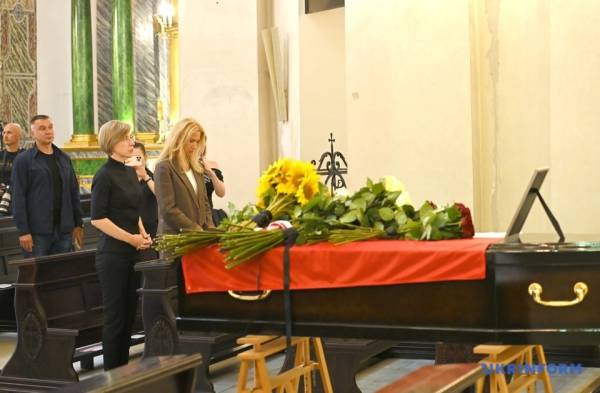 У столиці віддали шану польському добровольцю, який поліг у Харкові. 11 У столиці віддали шану польському добровольцю, який поліг у Харкові. 11