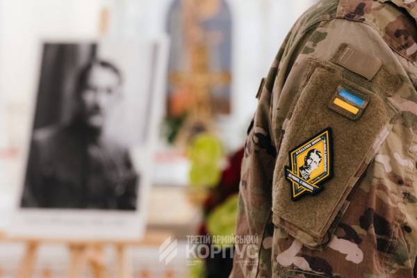 У столиці відбулася панахида за полковником Євгеном Коновальцем 12