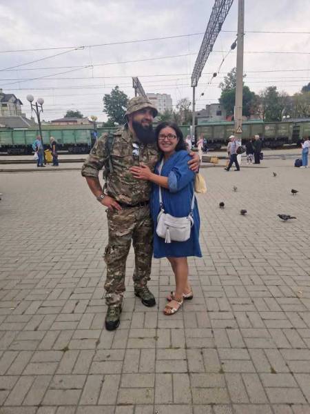 На згадку про старшого сержанта, навідника Романа Довгалюка (позивний «Бурий») 26 На згадку про старшого сержанта, навідника Романа Довгалюка (позивний «Бурий») 26